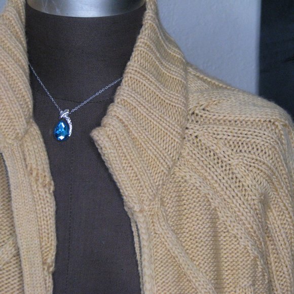 Pendleton Womans Sweater - Picture 3 of 4